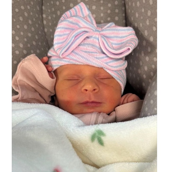 Lana is here! - Picture 3 of 15